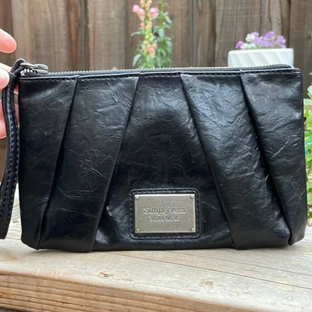 Vera Wang Wristlet
